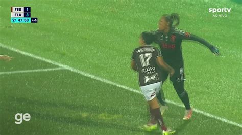 Vídeo Aos 47 min do 2º tempo finalização certa de Suzane Lira do