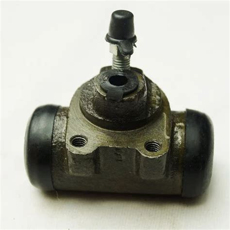 Front Rear Wheel Cylinder Assembly At Rs 125 Piece Car Brake Wheel