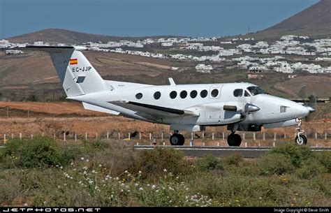 EC JJP Beechcraft B200 Super King Air Urgemer Canarias Steve