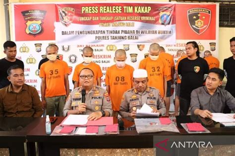 Empat Pemuda Tanjung Balai Terlibat Penipuan Catut Nama Artis ANTARA