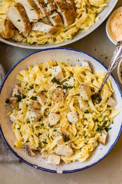 Easy Chicken Fettuccine Alfredo No Cream The Cookie Rookie®