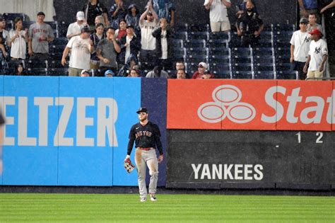 Yankees fan banned after hitting Alex Verdugo with ball