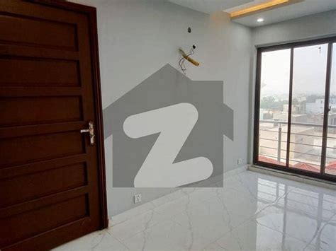 Studio Non Furnished Flat Available For Rent In Secter C Bahria Town