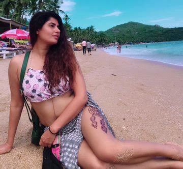 8 Hot Sexy Ashima Narwal Bikini Pics