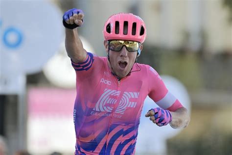 MICHAEL WOODS WINS THE 3RD STAGE OF THE TIRRENO ADRIATICO AND ASSAULTS