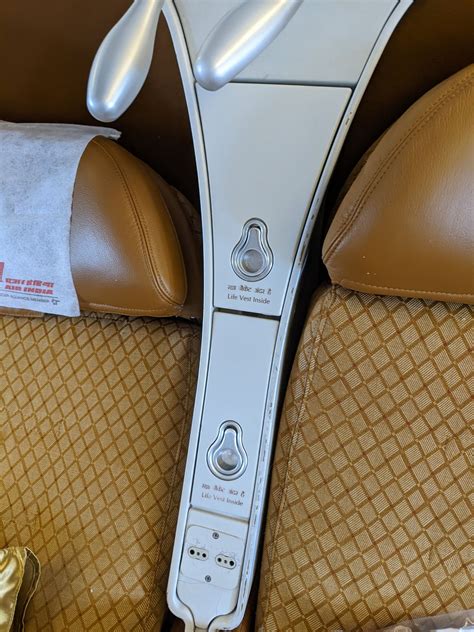 Review Air India 777 200LR Angled Lie Flat Business Class SFO DEL