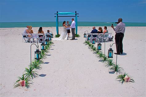 Treasure Island Beach Weddings | Weddings On a Whim | Florida