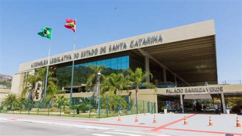 Santa Catarina Avalia Cria O De Pol Cia Legislativa