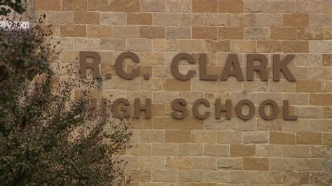 Plano police investigating threat at Clark High School | FOX 4 Dallas-Fort Worth