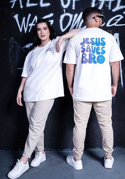 Loja Delbo Oversized Jesus Saves Bro Marfim Delbo T Shirts A