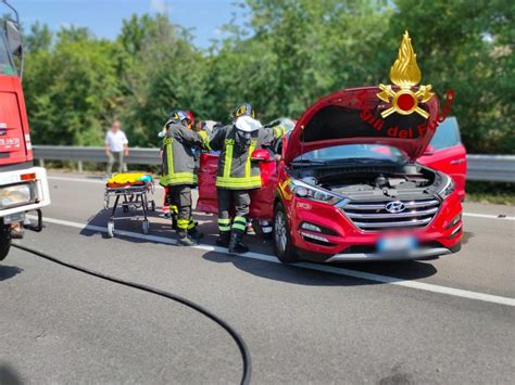 Scontro Sulla Fondovalle Tappino Tre Auto Coinvolte Cinque Persone