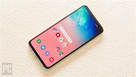 Samsung Galaxy S10e Review | PCMag