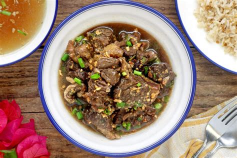 Beef Pares - so tender and flavorful! (with video instructions) - Foxy Folksy Pinoy Recipes