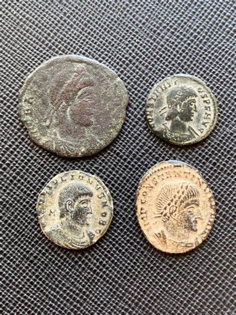 Imperio romano Lot of 4 Æ Folles incl Magnus Maximus Catawiki