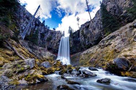 21 of the Best Portland Oregon Waterfalls to Visit - Scenic States