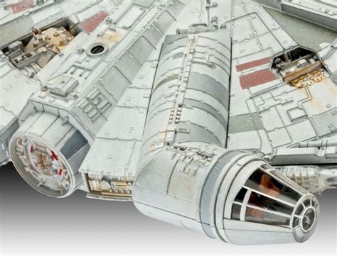 Millennium Falcon Revell 06880 1 144