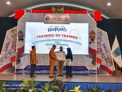 Sekda Manokwari Berharap Guru Guru Menjadi Edukator Dan Agen Cbp Rupiah