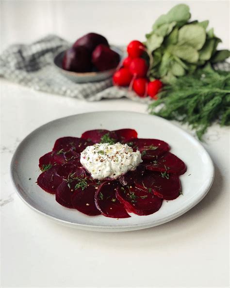 Carpaccio de betteraves et sa crème à laneth Margaux de Biolley