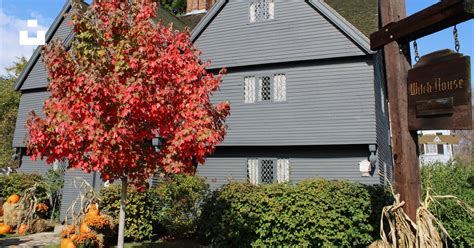 historic gray house  autumn foliage  pumpkins photo  fall