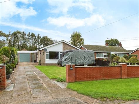 3 Bed Detached Bungalow For Sale In Vicarage Road Great Hockham