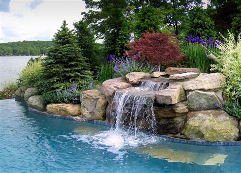 Reclaimed Landscape Water Features | Experienced Brick and Stone