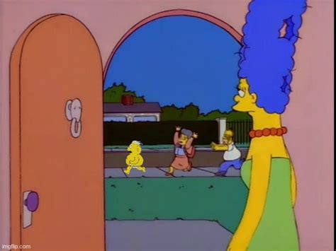 A dramatic chase scene. : r/simpsonsshitposting