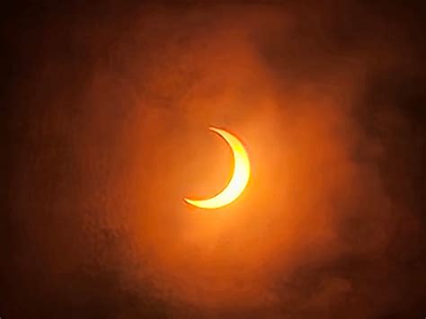 My Husband Captured The Solar Eclipse Today Wa Solar Filter On His Phone Rbayarea