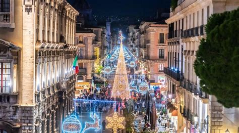 Natale Trantino Accende Latmosfera Natalizia Nella Citt Di Catania