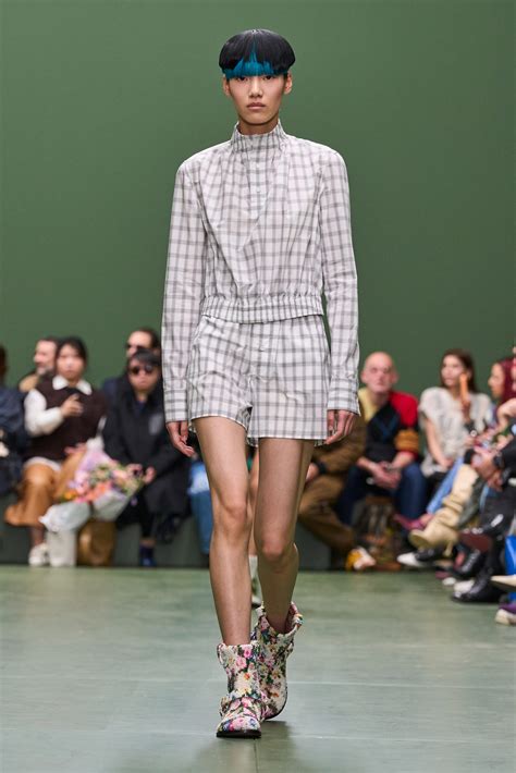 Pfw Paradise Found At Loewe Fallwinter 2024 Show