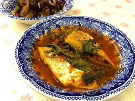 Cara Mudah Untuk Menyediakan Resipi Asam Rebus Ikan Yang Sedap Dan