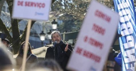 Manifesta Es De Professores Ser O No Mesmo Dia Em Lisboa E No Porto