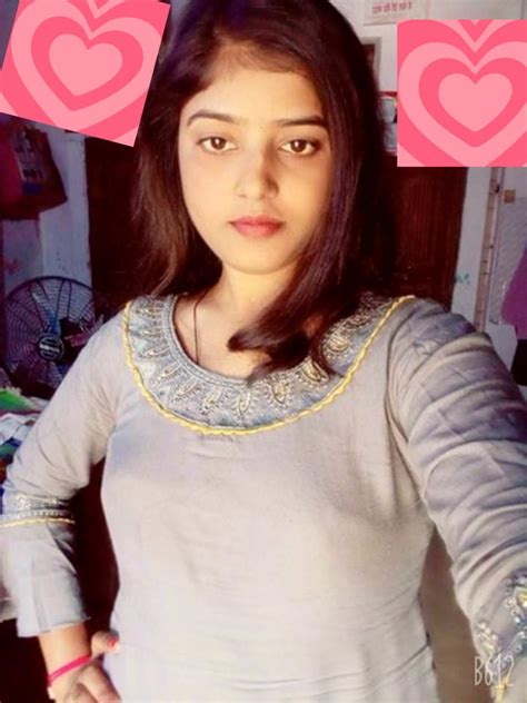 Checkout Cute Desi GF New Latest Exclusive Viral Video Recording