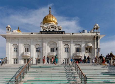 10 Historic Delhi Gurudwaras You Should Know Sikhheros Chronicles Of Culture News And