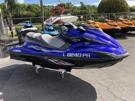 Yamaha Fzr Waverunner