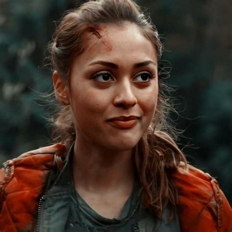 Raven Reyes The 100 Raven The 100 Show The 100 Characters