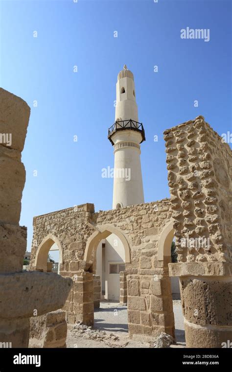 Al Khamis Mosque The Oldest Mosque In The Kingdom Of Bahrain Stock