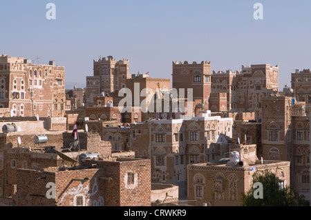 Tower Houses Dominate The Skyline Old City Sana A Amanat Al Asimah