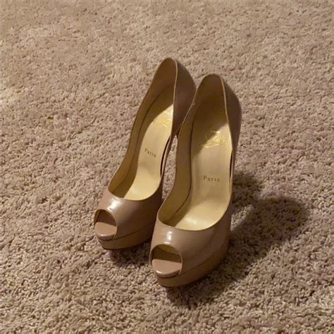 Christian Louboutin Peep Nude Patent Leather Gem