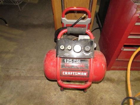 Craftsman 1 Hp 5 Gallon 125 Psi Air Compressor Live And Online Auctions On