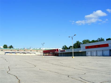 Old Canadian Tire On Colborne St Brantford