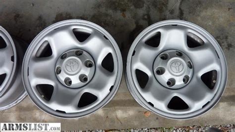 Armslist For Sale Toyota Tacoma 16 Steel Wheels 05 12 With Center Caps And Lug Nuts