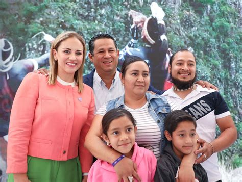 Celebran A La Familia Guanajuato Desconocido