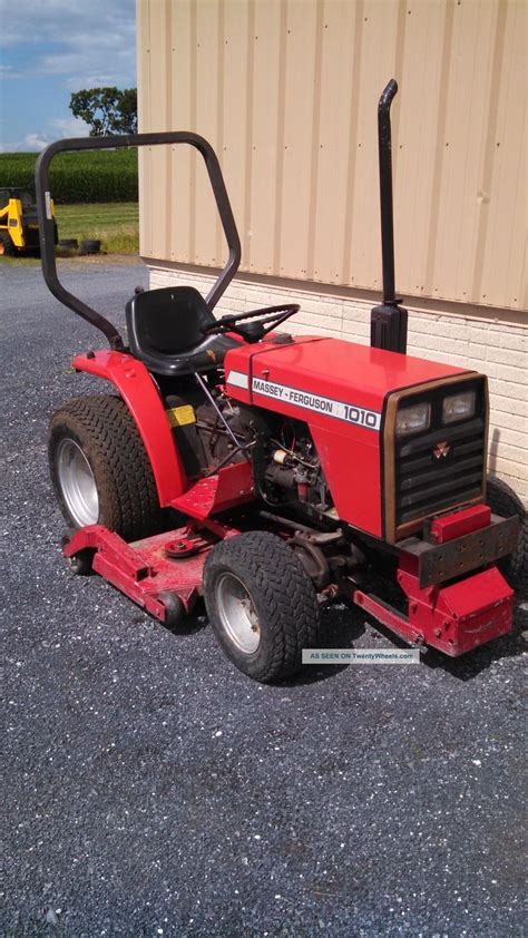 Massey Ferguson 1010 Tractor