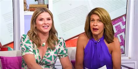 Today Why Did Hoda Kotb Rush Off Stage During Segment