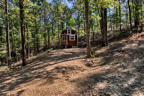 Cabin | Murfreesboro, Arkansas | Glamping Hub