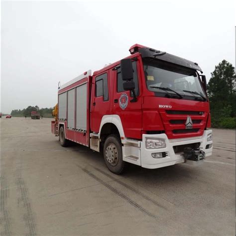 Cimc M High Spray Arm Sinotruk Howo Foma Water Tower Fire Truck X