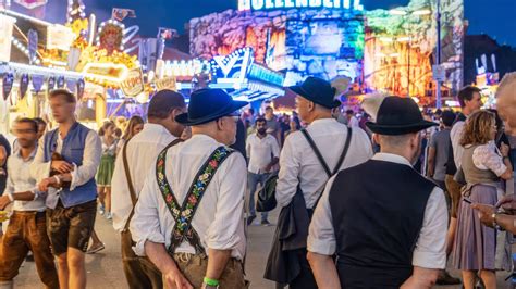 Oktoberfest 2023 Höllenblitz Unfall In München Achterbahn Evakuiert