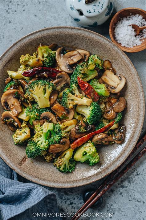 Broccoli And Mushroom Stir Fry Omnivores Cookbook