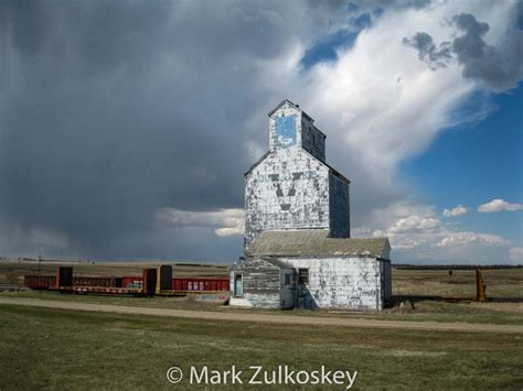 Gull Lake – Grain Elevators of Canada