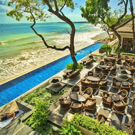 Sundara Beach Club Jimbaran Bali Cafe